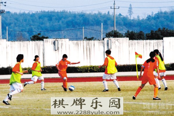体育博彩平台藏族女孩在男子足球队当队长曾因